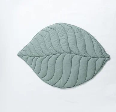 Cotton Summer Quilt with Leaf Design and Floor Mat