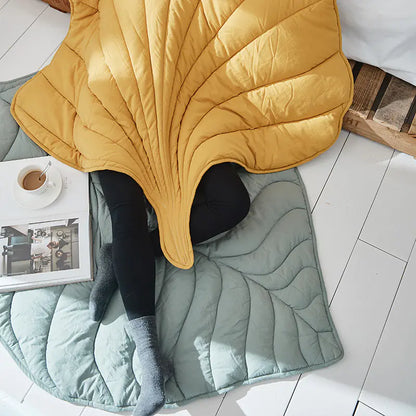 Cotton Summer Quilt with Leaf Design and Floor Mat